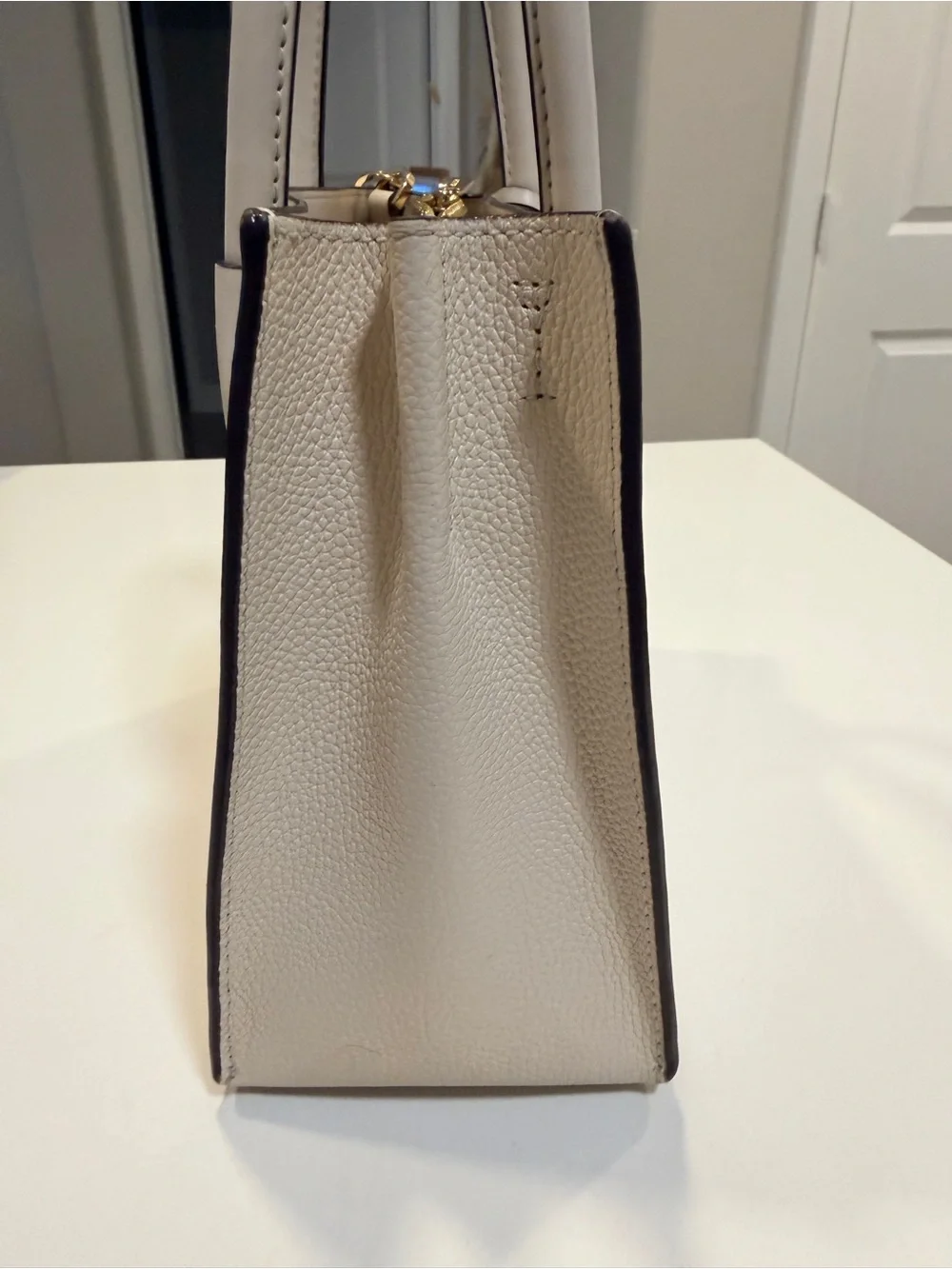 Michael Kors Mercer Small Cream Pebbled Leather Satchel Handbag Gold Hardware